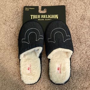 NWT True Religion Men’s Slippers